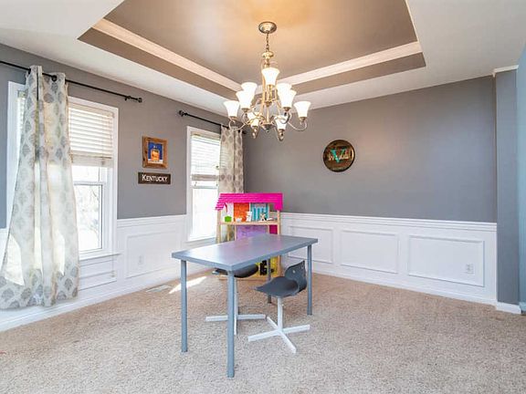 4th image of 2208 Barrington Ln