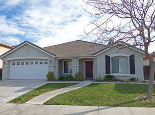 550 Osprey Dr, Patterson, CA 95363
