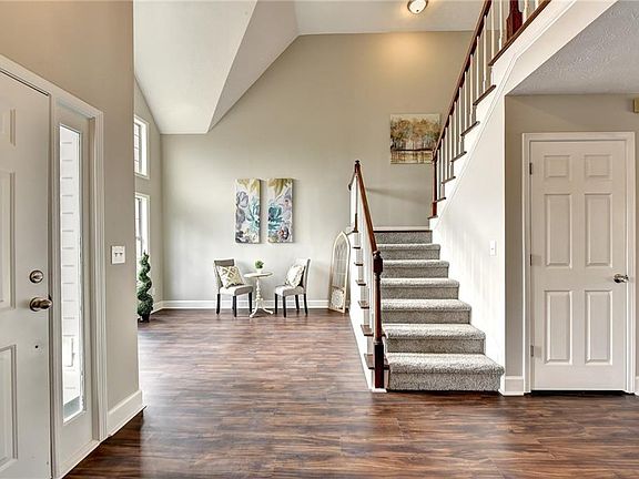 5th image of 1057 Wildwood Ln