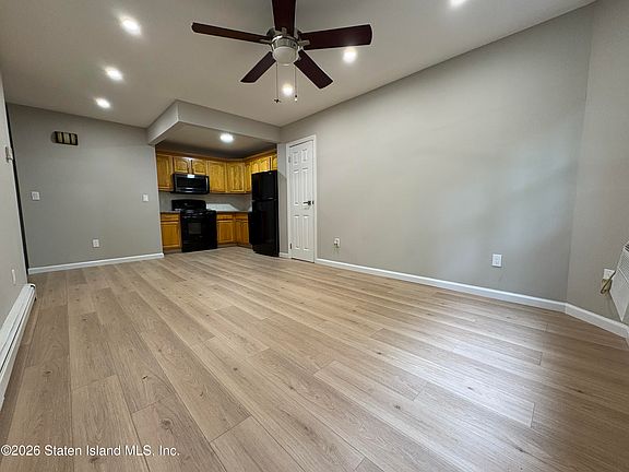 3rd image of 360 Barlow Ave APT 30A