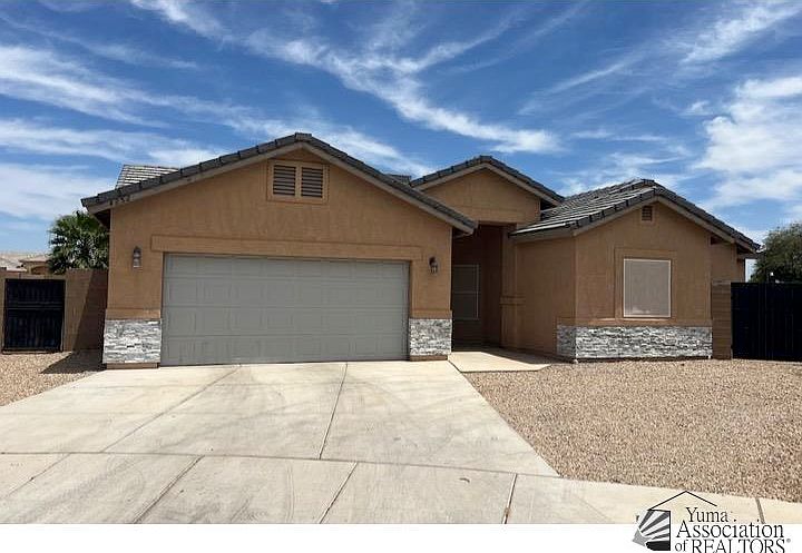 1st image of 4252 W 11th Pl