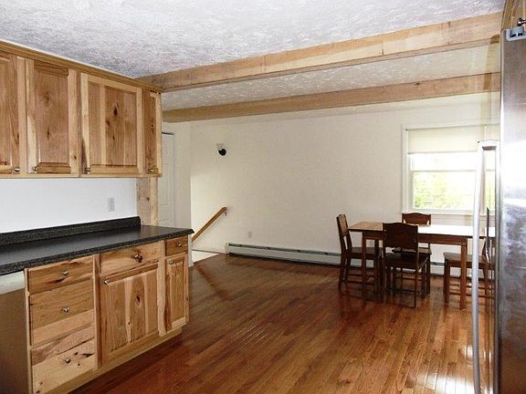 5th image of 63 Park Hill Ave