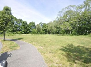 5 Crossman Ln, Danvers, MA 01923