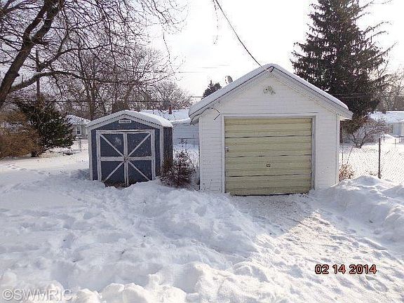 2nd image of 106 N 30th St