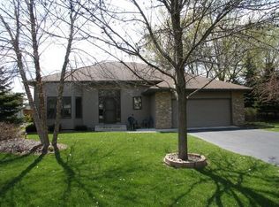 6449 Evergreen Ln N, Maple Grove, MN 55369