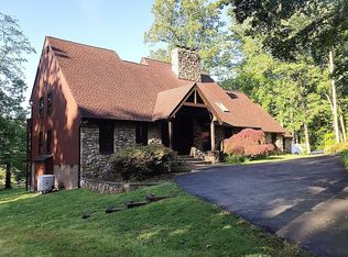 12207 Seven Hills Ln, Clifton, VA 20124