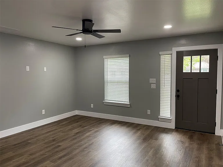 6202 Hogan Ave — Photo 5