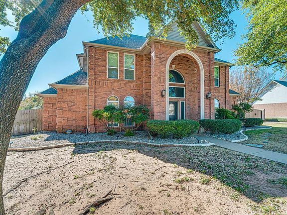 3rd image of 2813 Birmingham Briar Dr