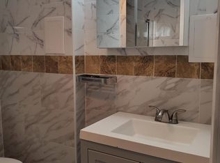 612 N 11th St APT 1, Philadelphia, PA 19123