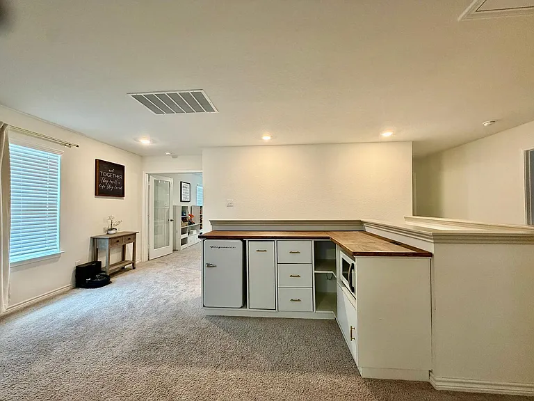 5024 Galvan Mnr — Photo 21