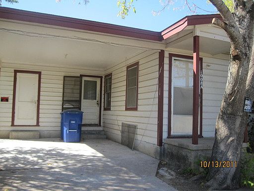 2nd image of 1008 S 9th St #A