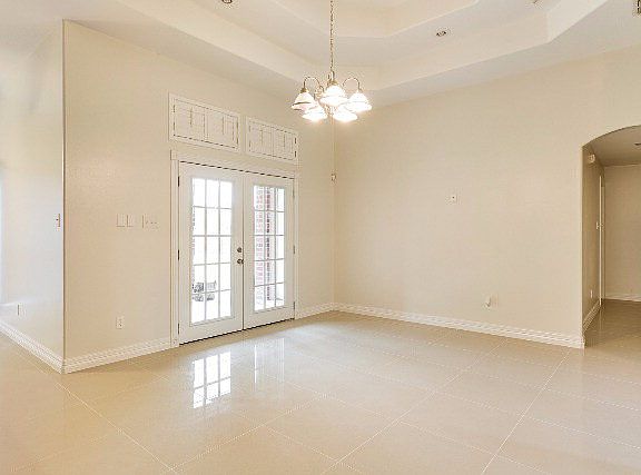 3rd image of 6024 Centurion Ave