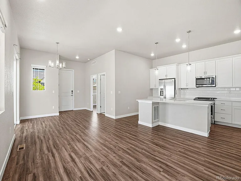 12565 Lake Terrace Ln — Photo 4
