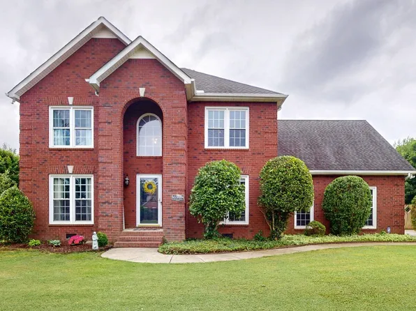 6549 Dynasty Dr, Murfreesboro, TN 37128