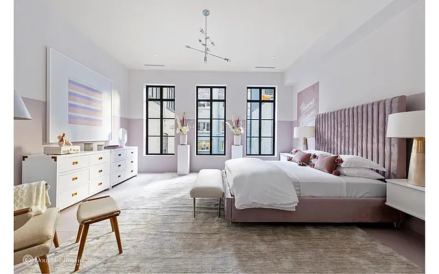 Sold by Douglas Elliman | media 20