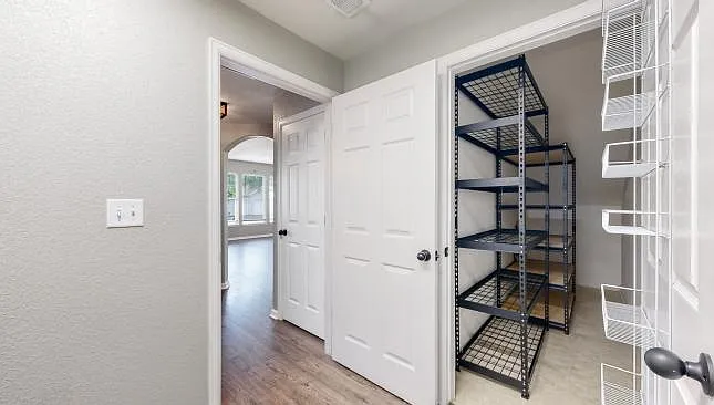 2 bed, 1158 sqft, $1,850 — Photo 2