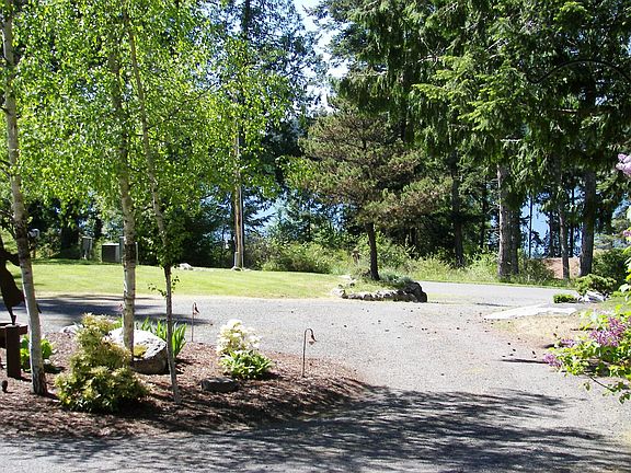 2nd image of 217 Westcott Dr