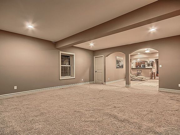 2nd image of 111 Dunleigh Park Ln