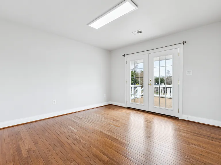 10828 Miller Rd — Photo 33