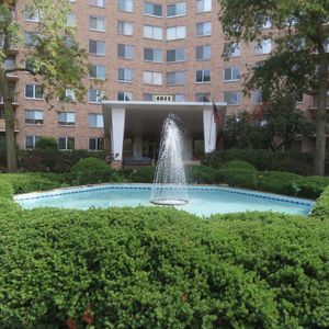 6833 N Kedzie Ave APT 1516, Chicago, IL, 60645