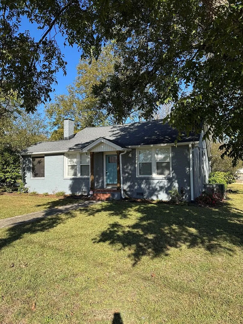 Charming 2 bedroom 2 bath, near Downtown Greenville! — Photo 1