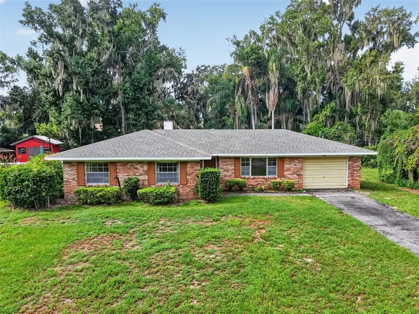 8050 SPRING DRIVE, YALAHA, FL 34797
