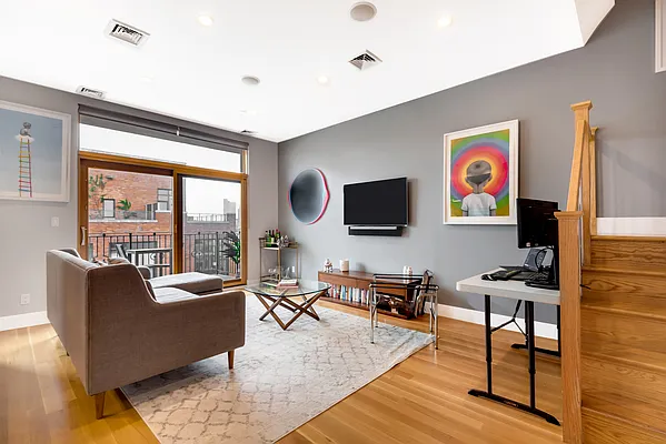 Sold by Bond New York | media 2