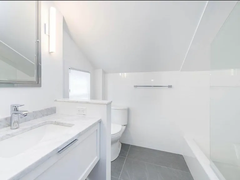 368 Bluff Rd — Photo 18