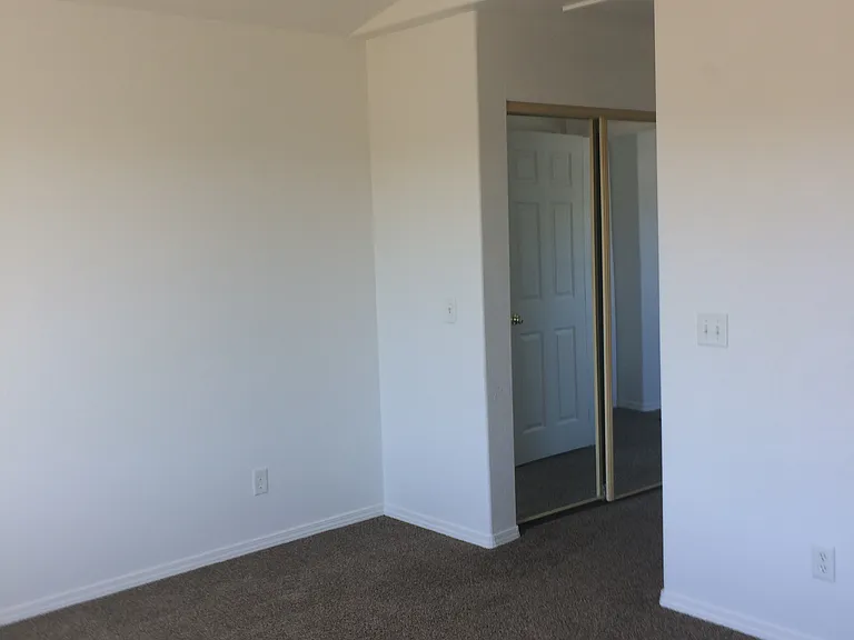 1/2 Pioneer Rd — Photo 19