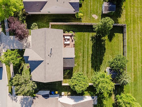 3rd image of 6036 W Bayfront Shrs