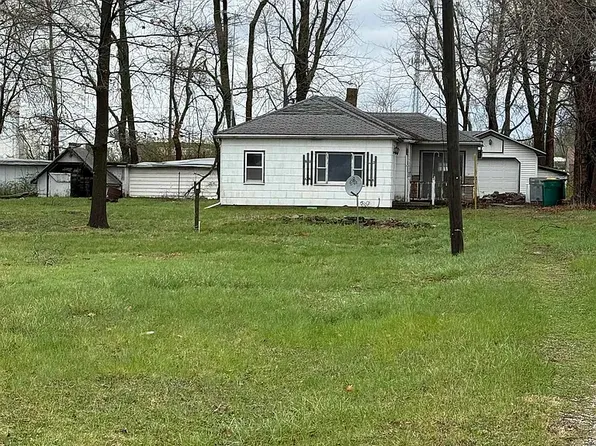 1110 W Piper St, Macomb, IL 61455