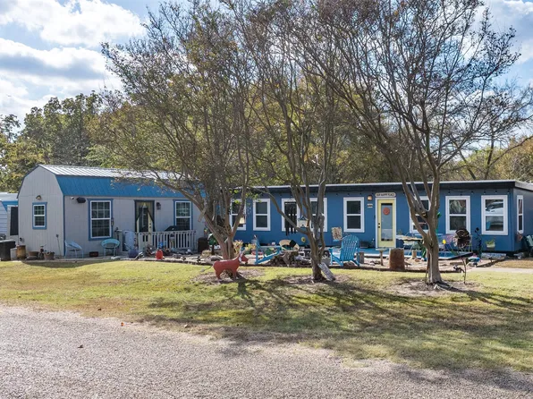 205 Scott Ln, Gun Barrel City, TX 75156