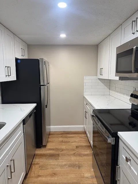 2 bed, 965 sqft, $2,395 — Photo 1