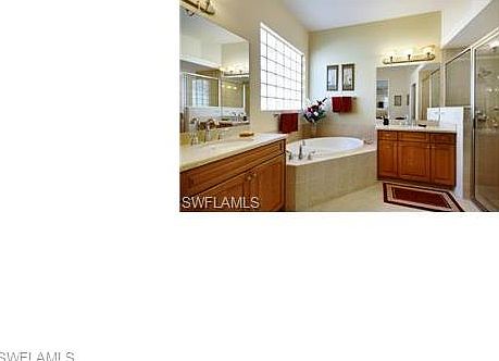 3rd image of 3575 Grand Cypress Dr