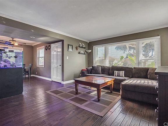 3rd image of 4753 Eastbrook Ave