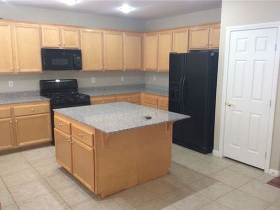 4th image of 235 Blackstone River Ave