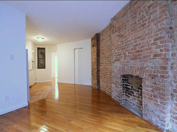 3rd image of 212 E 88th St APT 2C