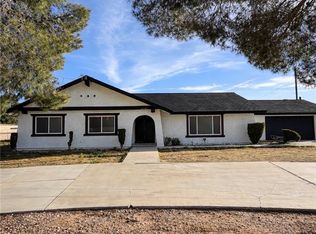 20585 Yucca Loma Rd, Apple Valley, CA 92307