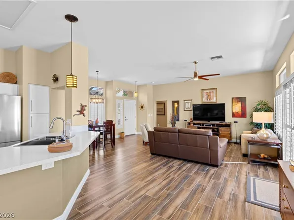 2928 Big Green Ln, Las Vegas, NV 89134