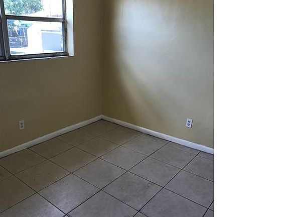 4th image of 2755 NW 14th St #1