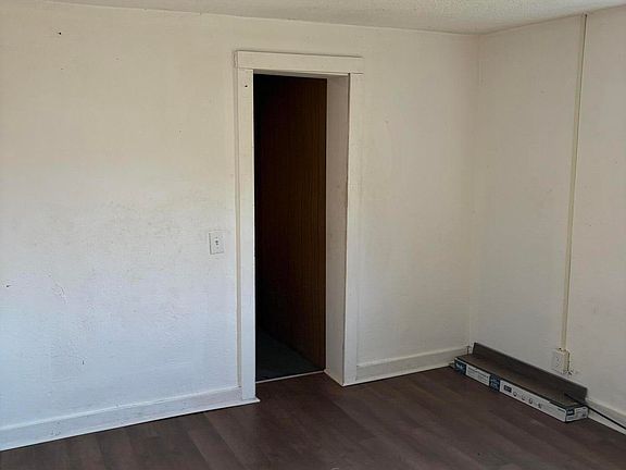 2nd image of 802 E 17th St