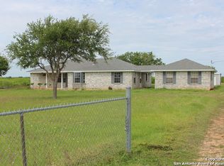 6217 Cooksey Rd, Adkins, TX 78101