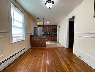 Rented by Hillel Realty Group