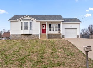 616 Avondale Rd, Oak Grove, KY 42262