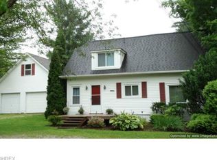 15797 Grove St, Middlefield, OH 44062