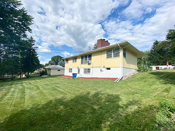 2nd image of 1801 Kennard St