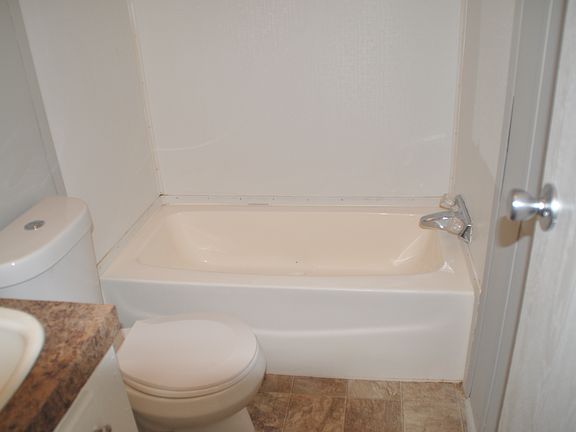 5th image of 30843 Susie Cir N