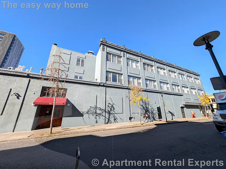 15 Pearl St #11 — Photo 4