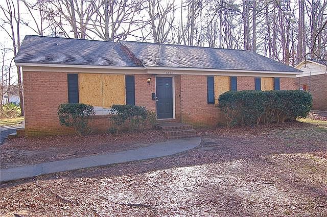 1st image of 6600 Rosecran Dr
