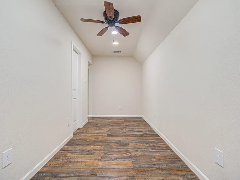 26831 Marble Lakes Dr — Photo 50